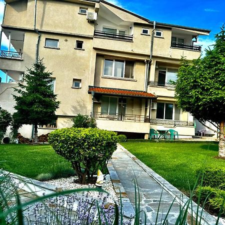 Guestrooms Stoyanovi Chernomorets Ngoại thất bức ảnh