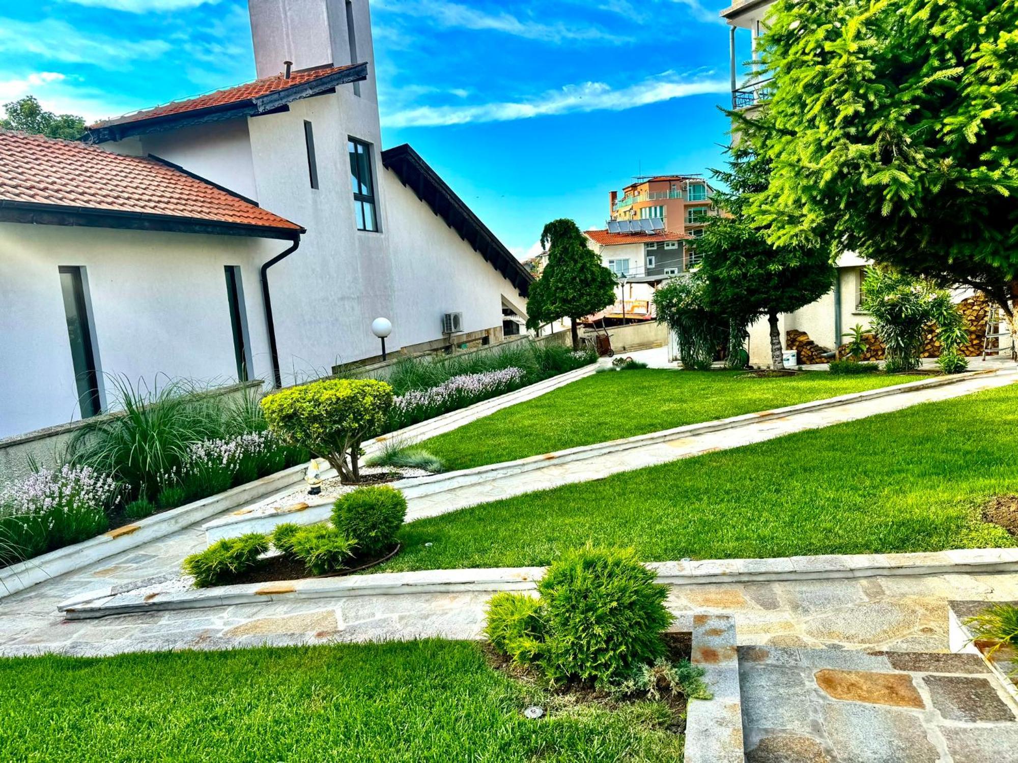 Guestrooms Stoyanovi Chernomorets Ngoại thất bức ảnh