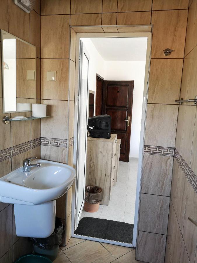 Guestrooms Stoyanovi Chernomorets Ngoại thất bức ảnh